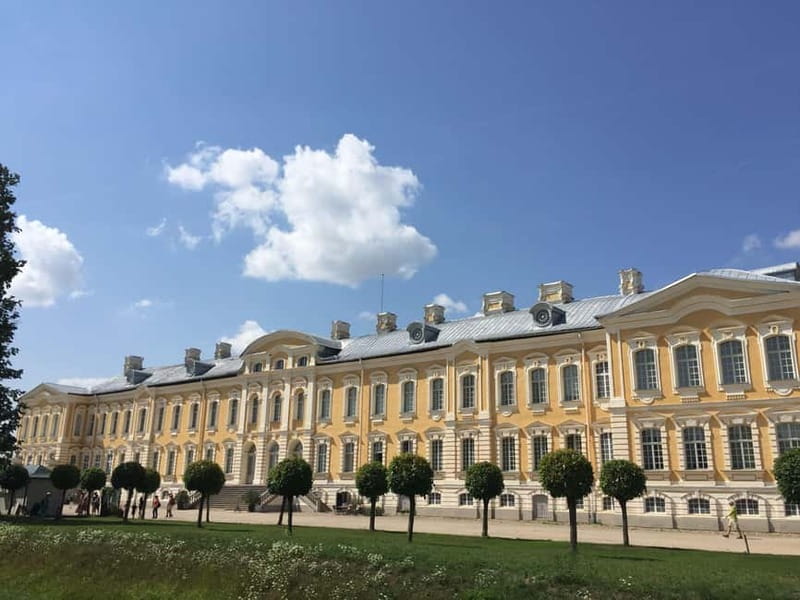 Riga: Bauska Castle, Rundale Palace and Hill of Crosses Trip - Key points to know before booking
