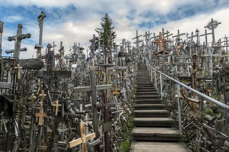 Riga: Hill of Crosses, Guided Rundale Palace & Bauska Castle - The Hill of Crosses: a powerful first stop in Lithuania