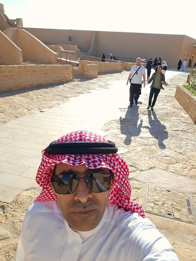 Riyadh: Diriyah, AL Masmak Fortress, AL Murabba Palace Tour - What the guide adds beyond transport