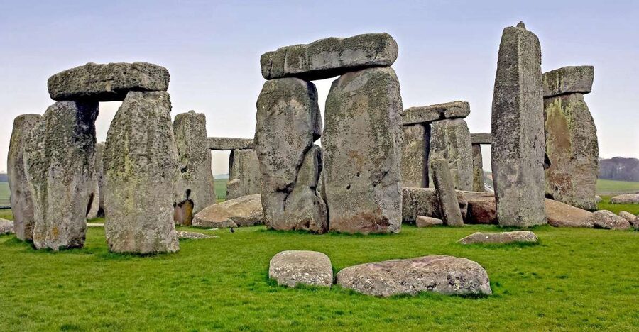 Royal Windsor Castle and Stonehenge Private Tour with passes - Who should book this tour?