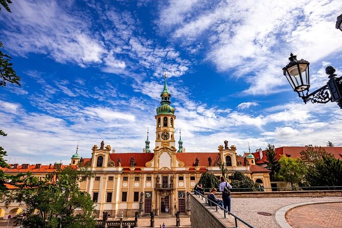 Saint Vitus Cathedral and Hidden Gems of Prague Castle - St. Vitus Cathedral in a 45-minute visit