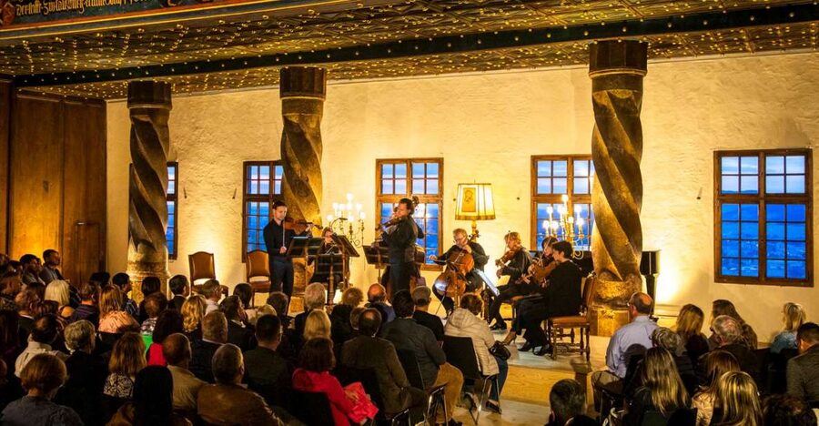 Salzburg: Best of Mozart Fortress Concert and Dinner - Key points at a glance