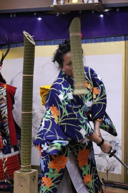 Samurai Armor & Sword experience with phot near Osaka Castle - Finding Bushi no Homare near Osaka Castle