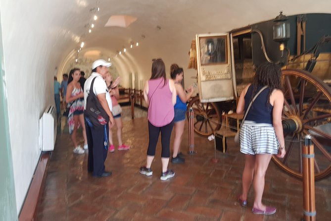 San Diego Fortress Explorer 4-Hour Highlights Walking & Van Tour - La Quebrada and Acapulco’s high divers