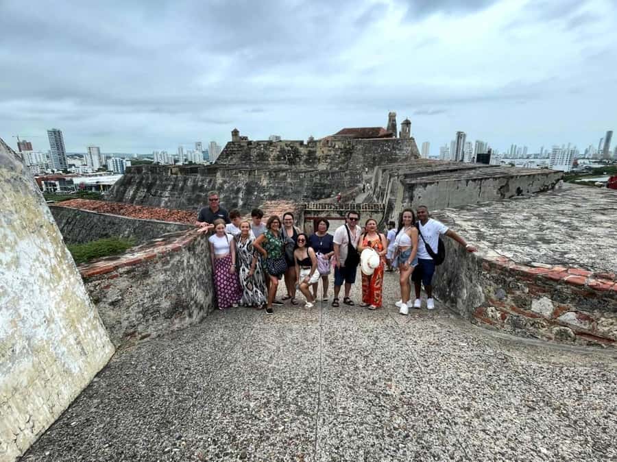 San Felipe Castle and Getsemani Walking Tour with tickets - Key points to know before you book
