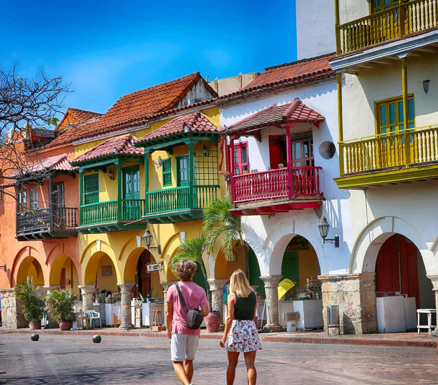 San Felipe Castle and Getsemani Walking Tour with tickets - Why this Getsemaní and castle pairing works