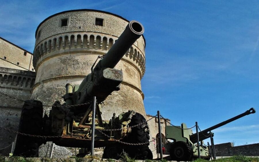 San Leo: Fortress Entry Ticket and Cagliostro's Prison - The Vasari fresco replica and Medici history