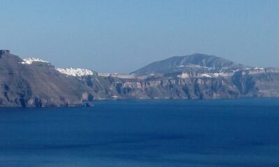 Santorini: Small-Group Highlights Tour of Venetian Castles