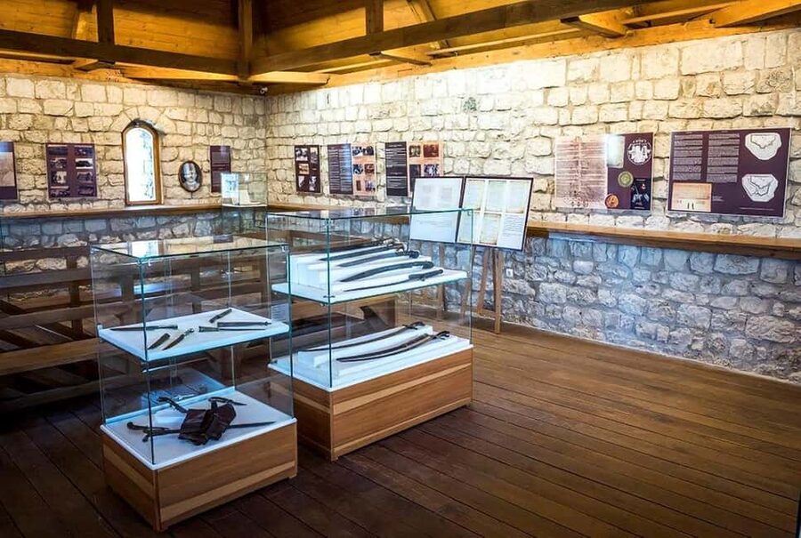 Sarajevo: Bosnian Castles Tour with Lunch & Drone Video - Srebrenik Fortress, the day’s most dramatic stop