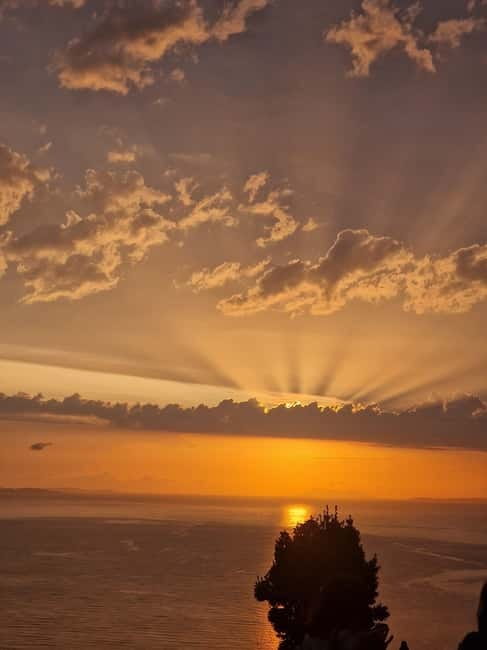 Sarande: Blue Eye Spring and Lekursi Castle Sunset Tour - What makes the Blue Eye worth visiting