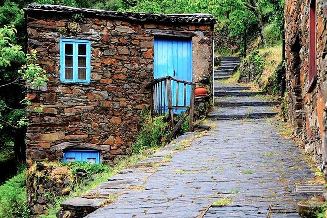 Schist Villages and Medieval Castles Tour - Timing, pickup, and what to expect