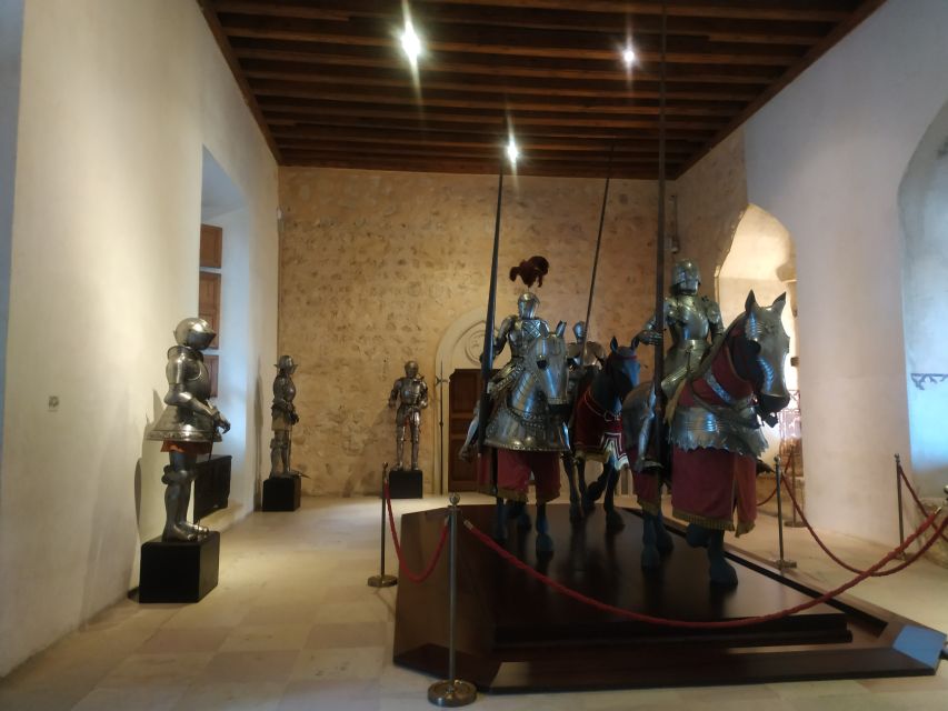 Segovia: Guided Walking Tour with Alcázar Entry - Timing, comfort, and access