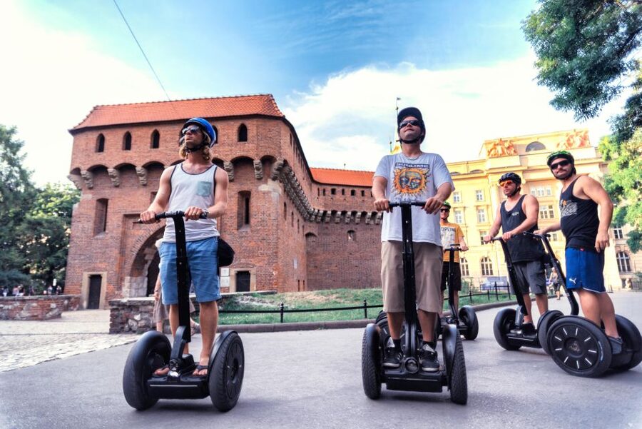 Segway Tour Krakow: Grand Tour (Old Town + Wawel Castle) - Starting at Sienna 17 in central Krakow