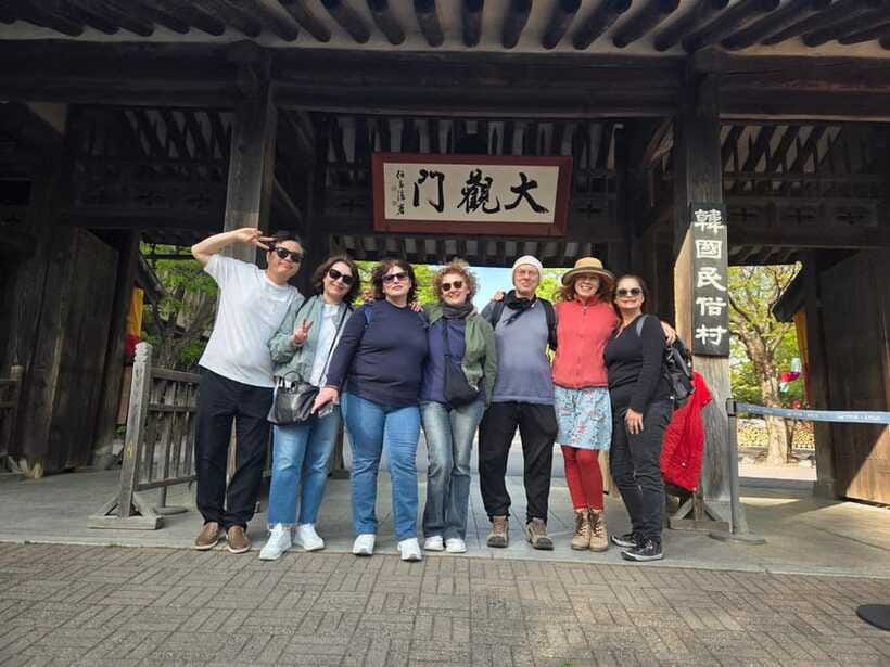 Seoul: Hwaseong Fortress, Folk Village and Starfield Library - Transport, group size, and the pace of the day