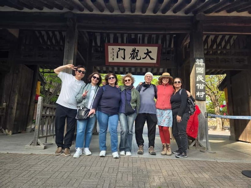 Seoul: Hwaseong Fortress, Folk Village and Starfield Library - Starting from Myeongdong or Hongik University Station