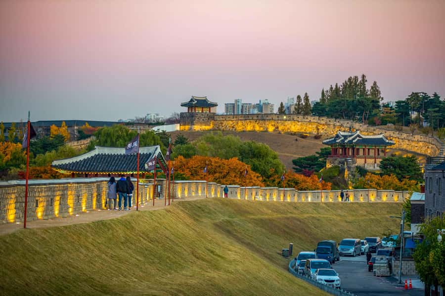 Seoul : Suwon Hwaseong Fortress+Starfield Library+Waujeongsa - Gim, Kimbap, and Hanbok at the Final Stop