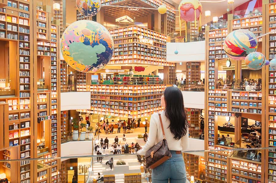 Seoul : Suwon Hwaseong Fortress+Starfield Library+Waujeongsa - Walking the 18th-Century Walls of Hwaseong