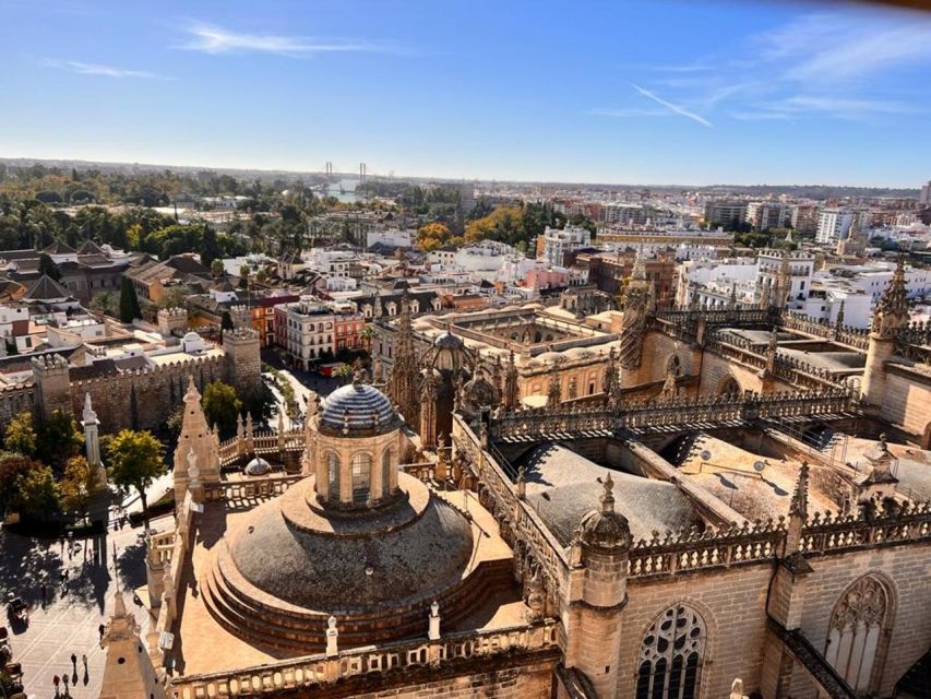 Sevilla: Alcazar and Cathedral Private Tour - Inside the Cathedral of Seville