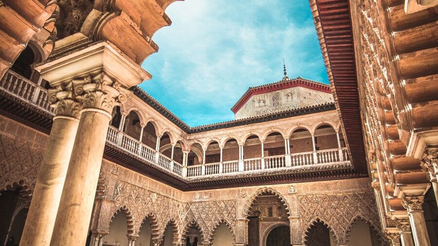 Seville: Alcazar, Cathedral, and Giralda Skip-the-Line Tour - Key points to know before booking