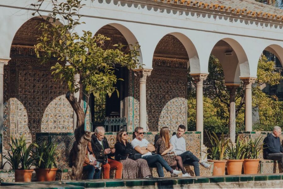 Seville: Alcázar Fast-Track Access with Guided Tour - Meeting at the Monument to the Immaculate
