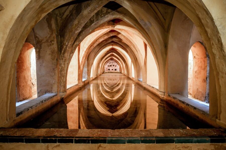 Seville: Cathedral, Giralda & Alcazar Entry With Guided Tour - The guides are the heart of the experience