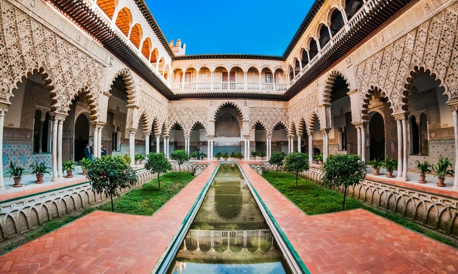 Seville: Cathedral, Giralda, and Alcazar Guided Tour - Why these three monuments belong together