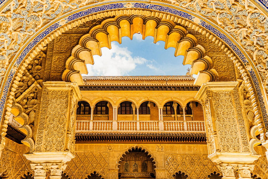 Seville: Priority Access Cathedral, Giralda & Alcázar Tour - Who should book this Seville tour?