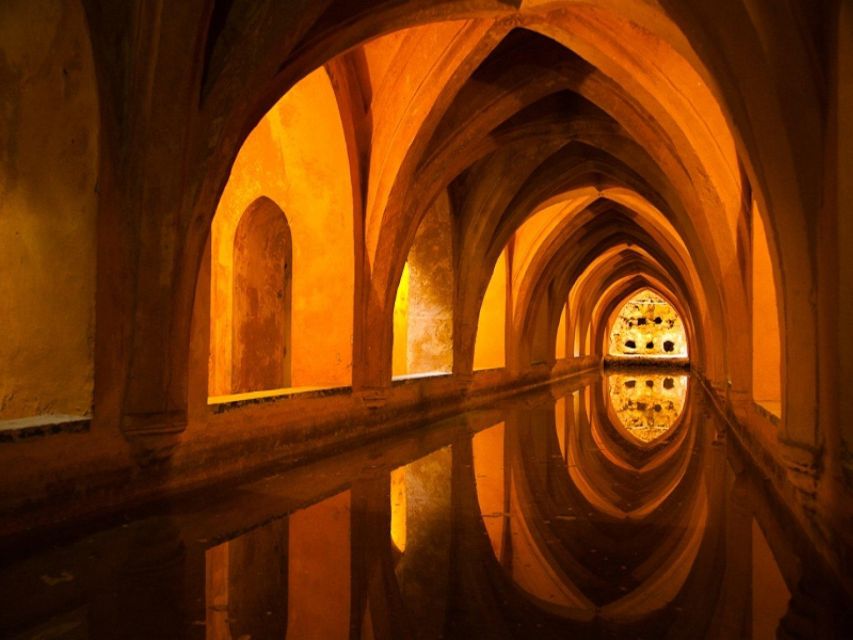 Seville: Real Alcazar Admission and Guided Tour - Key points at a glance