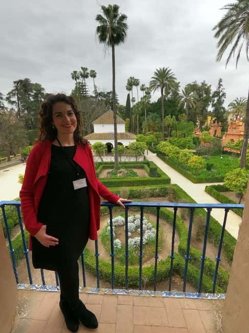 SEVILLE: REAL ALCÁZAR TOUR - Meeting at Plaza del Triunfo and the Puerta del León