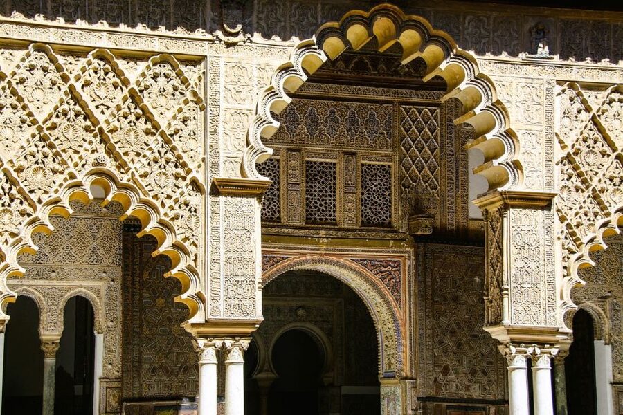 Seville: Small-Group Alcázar Guided Tour & Entry Ticket - Why the Alcázar deserves a guided visit