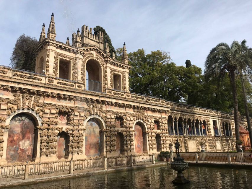 Seville: Small-Group Alcázar Guided Tour & Entry Ticket - The Gothic Palace and the Christian layer