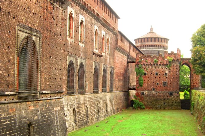 Sforza Castle and Michelangelo's Pietà Rondanini guided experience - The guides make or break the experience
