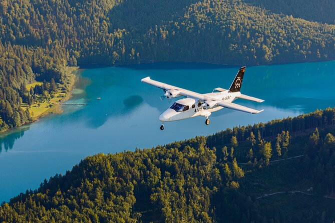 Sightseeing flight Zugspitze Neuschwanstein Castle Alps Munich Augsburg - What the Pilot Adds to the Experience
