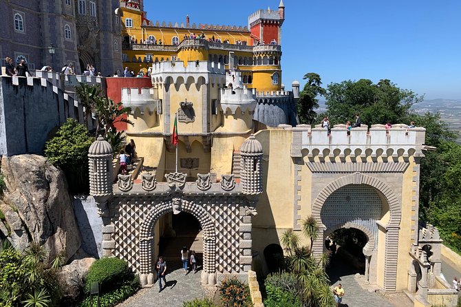 Sintra Cascais Private Tour with Pena Palace and Mouros Castle - Sintra’s historic center: a useful pause