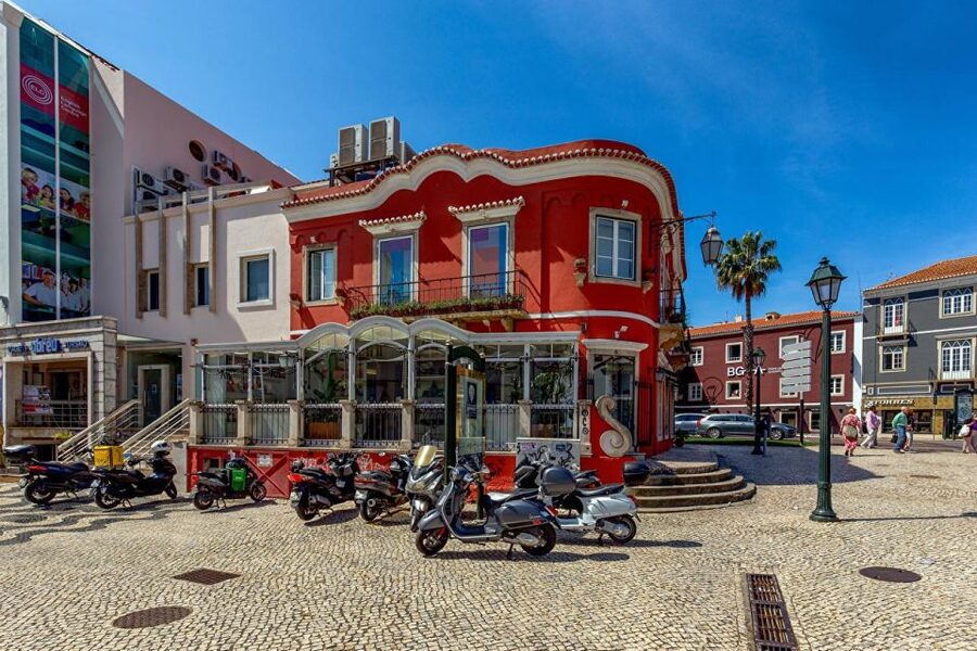 Sintra: Moorish Castle, Pena Palace, Cabo da Roca, & Cascais - Pena Palace gardens and the colorful palace