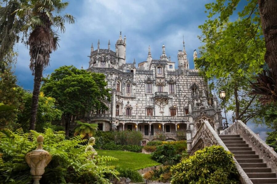 Sintra: Official Public Bus Transport: All Palaces & Castles - Digital validation and boarding details