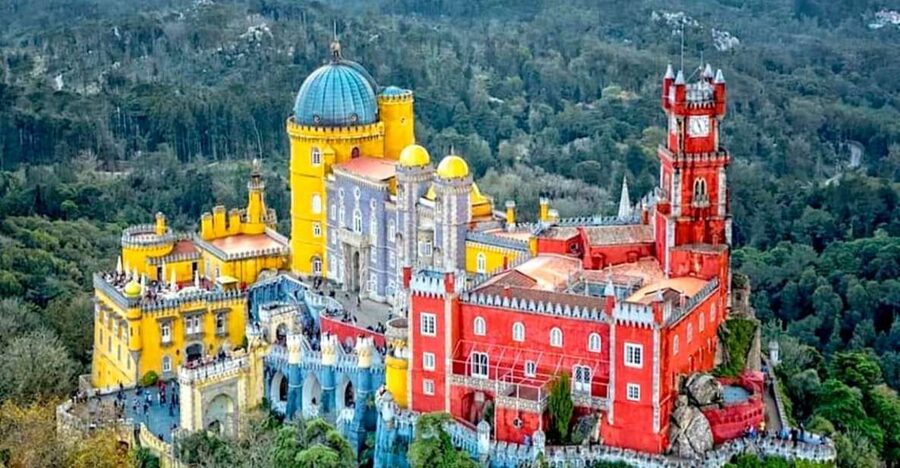 Sintra: Pena Palace, Moorish Castle, Regaleira, & Monserrate - Pena Palace brings the color and crowds