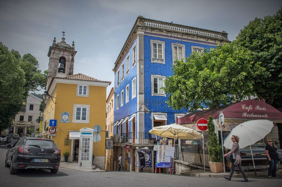 Sintra: Walking Tour with Palace, Castle, and Old Town Visit - Why this Sintra walk feels different