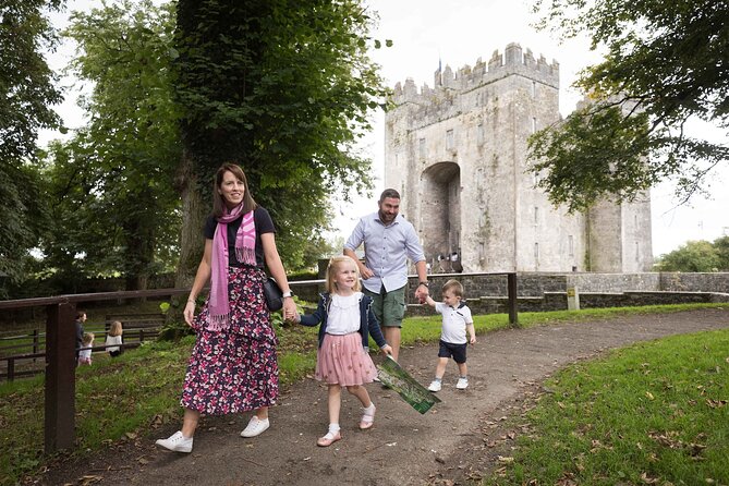 Skip the Line: Bunratty Castle and Folk Park Admission Ticket - What your $26.55 admission buys