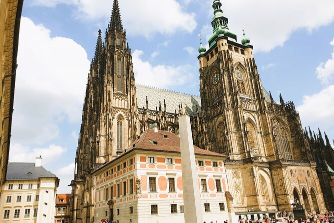 Skip the Line: Prague Castle Ticket and Introductory Overview - Timing your visit and allowing enough time