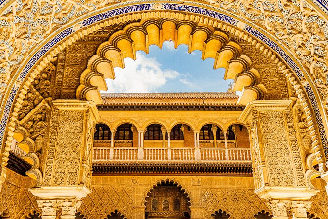 Skip the Line Seville Alcázar, Cathedral & Giralda Guided Tour - Guides, headsets, and group size