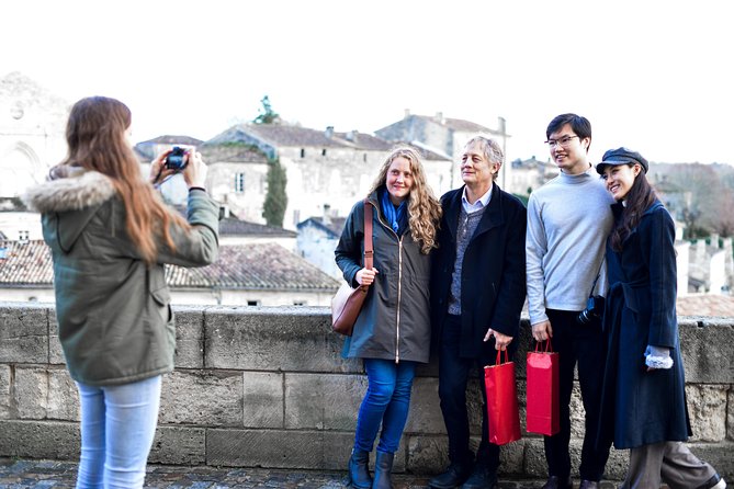 St-Emilion & Médoc Wine Day Tour: Chateaus, Tastings and Lunch - Château Bernateau and the picnic lunch