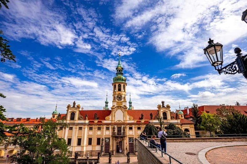 St Vitus Cathedral & Hidden Gems of Prague Castle - Down the Old Castle Stairs to Lesser Town