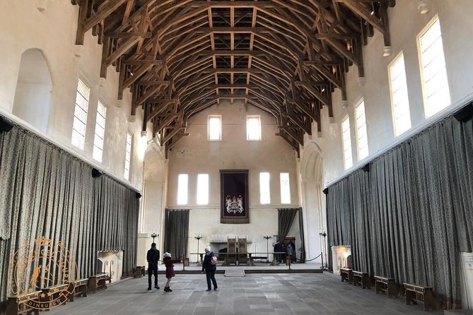 Stirling Castle and Loch Lomond Full-Day Private Tour in a Premium Minivan - Why this private day trip works from Edinburgh