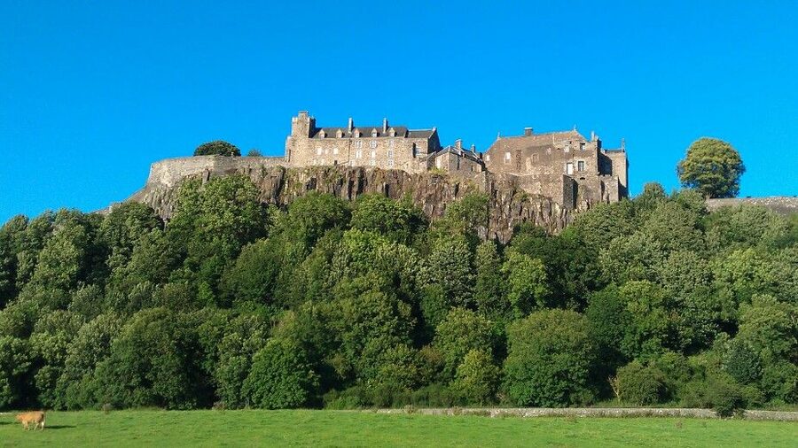 Stirling Castle, Highland Lochs & Whisky Tour from Edinburgh - Key points at a glance
