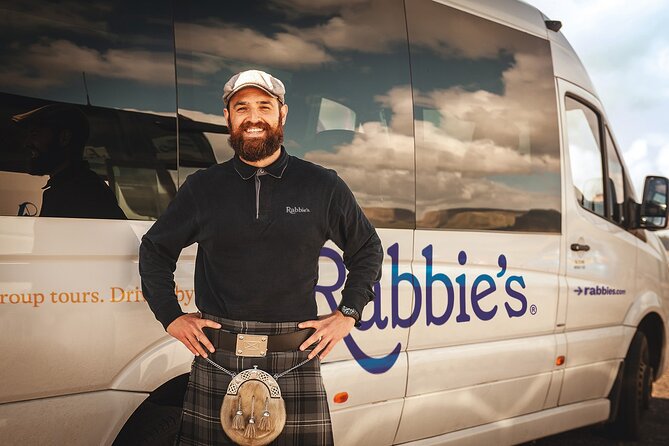Stirling Castle, Loch Lomond and Cruise Day Tour from Glasgow - Meeting at Buchanan Bus Station