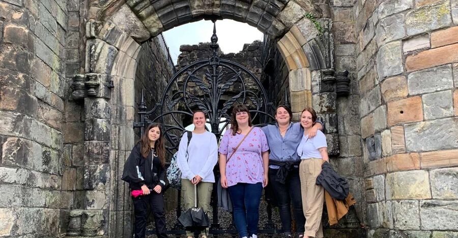 Stirling: Private Old Town & Castle Walking Tour - Who should book this private Stirling tour?