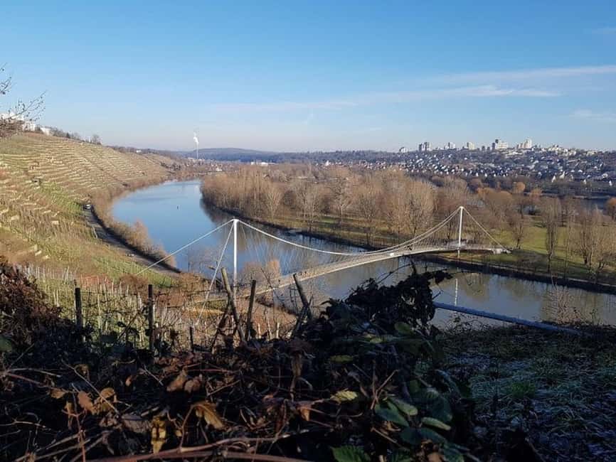 Stuttgart: 4-Castle Winter Hike with Costume Tour - Key points at a glance