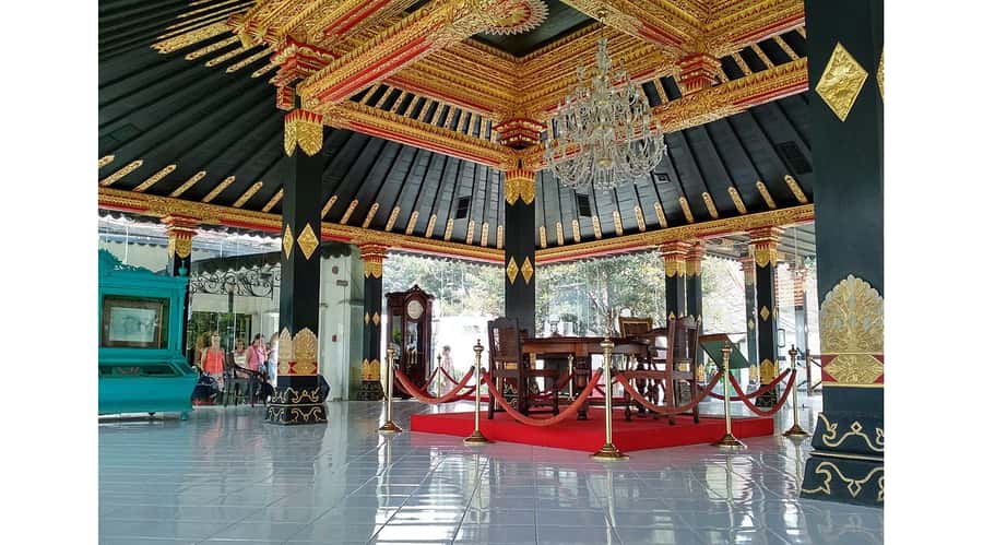 Sultan Palace, Water Castle & Prambanan Temple Guided Tour - Three Yogyakarta landmarks, one long day