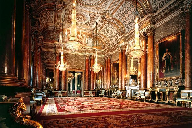 Summer Special: Buckingham Palace & Windsor Castle Tour - Returning to London by way of Harrods